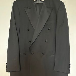 Hugo Boss Double Breasted Men’s Tuxedo